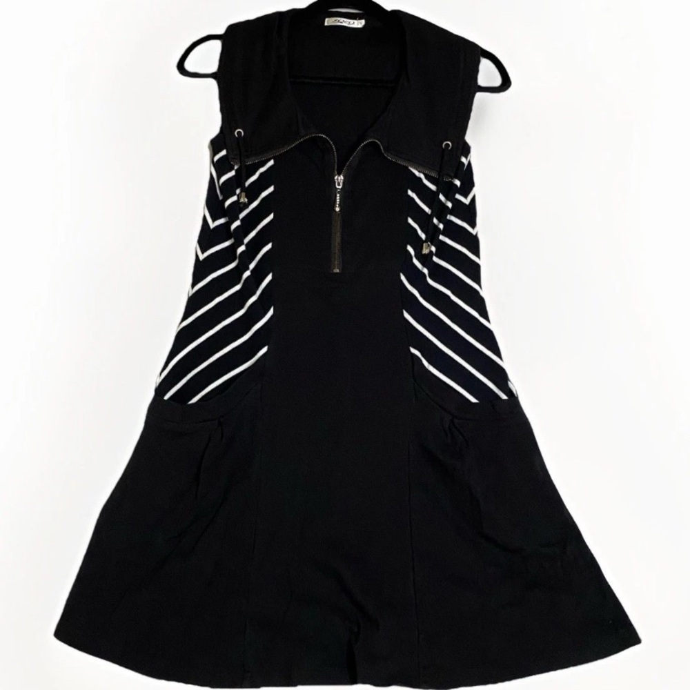 Tennis Dress 1/4 Zip Sz S Sleeveless‎ Black & White Stripes w Pockets Preppy